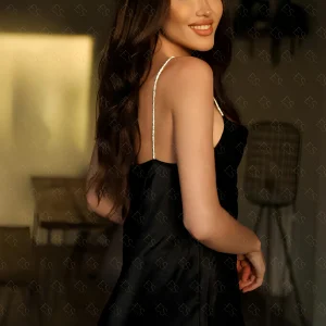 Anika 5