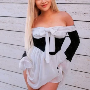 Danika 4