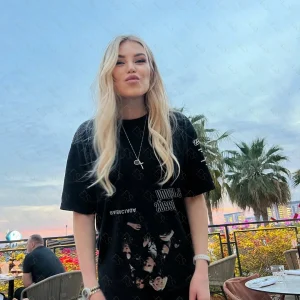 Gillian 2