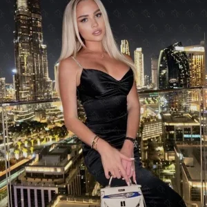 Jolene 3