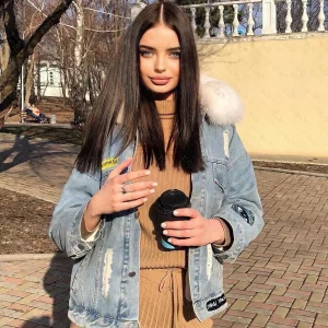 Jolie 4