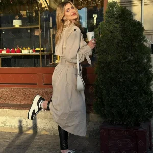 Khloe