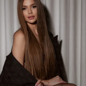 Kylie 6