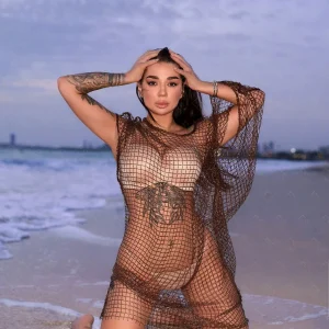 Larissa 6
