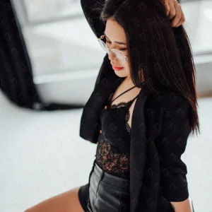 Macy 6