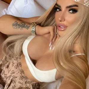 Melany 5
