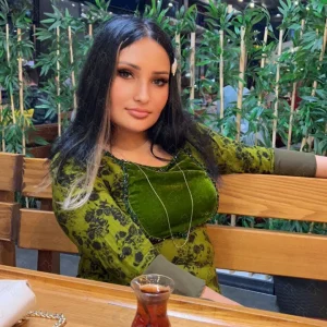 Mia 4