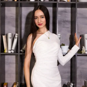 Vashti 3