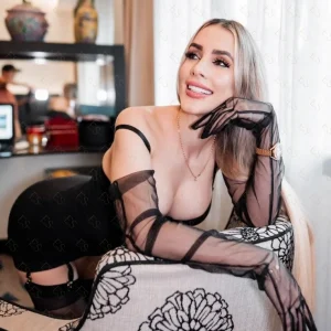 Vivian 4