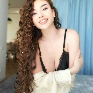 Vivica 3